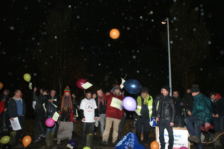 Throwing the balloons with flyers.