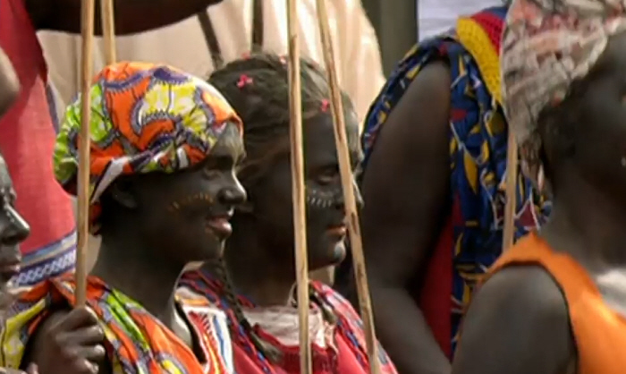 Zelf verzonnen Afrikaanse dracht bij de blackface