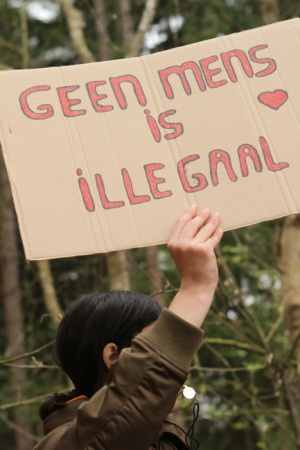 Geen mens is illegaal.