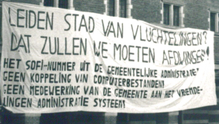 Zo is het spandoek wat beter leesbaar