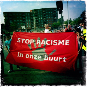 Kopspandoek op de demonstratie van augustus 2014. (foto: Sabah Boustani)