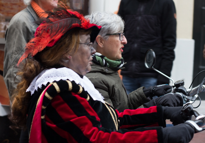 Roetveegpiet zonder pruik (foto: Karla Isidorou)